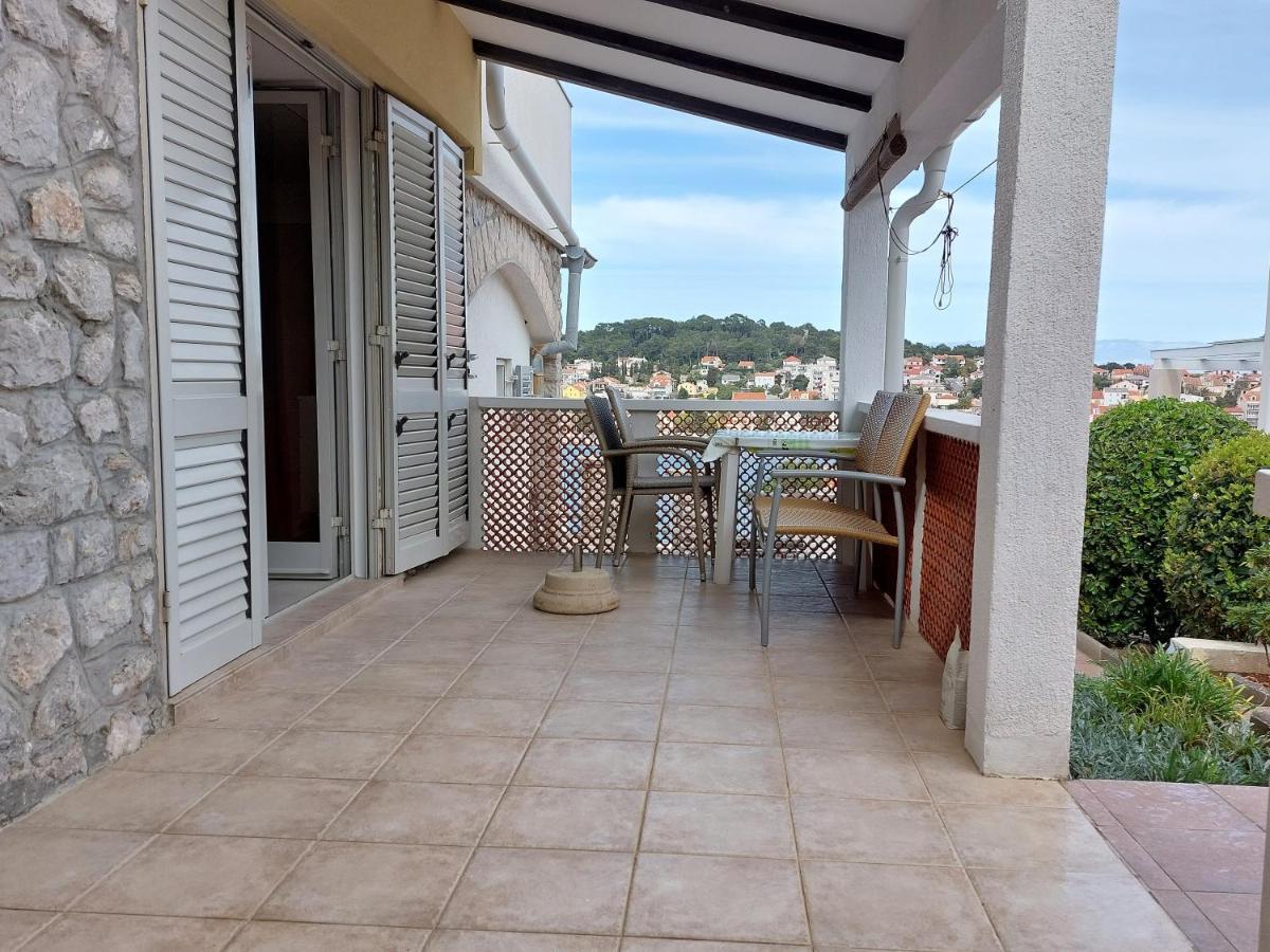 Apartments Joni Cikat Mali Lošinj Esterno foto
