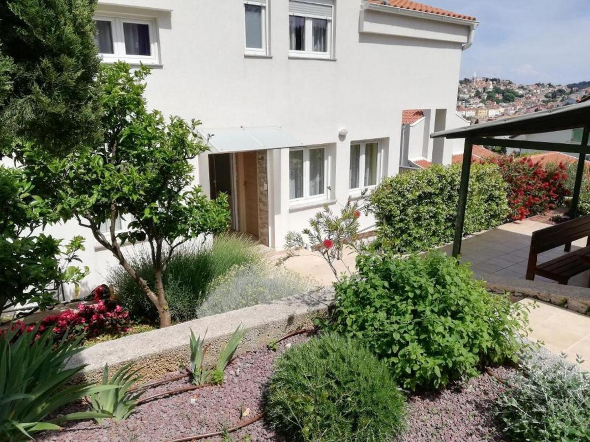 Apartments Joni Cikat Mali Lošinj Esterno foto