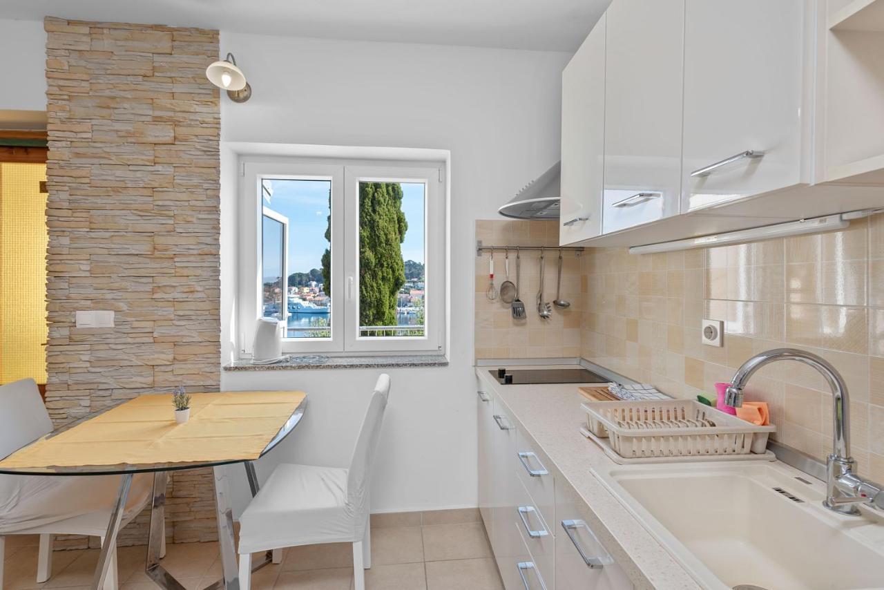 Apartments Joni Cikat Mali Lošinj Esterno foto