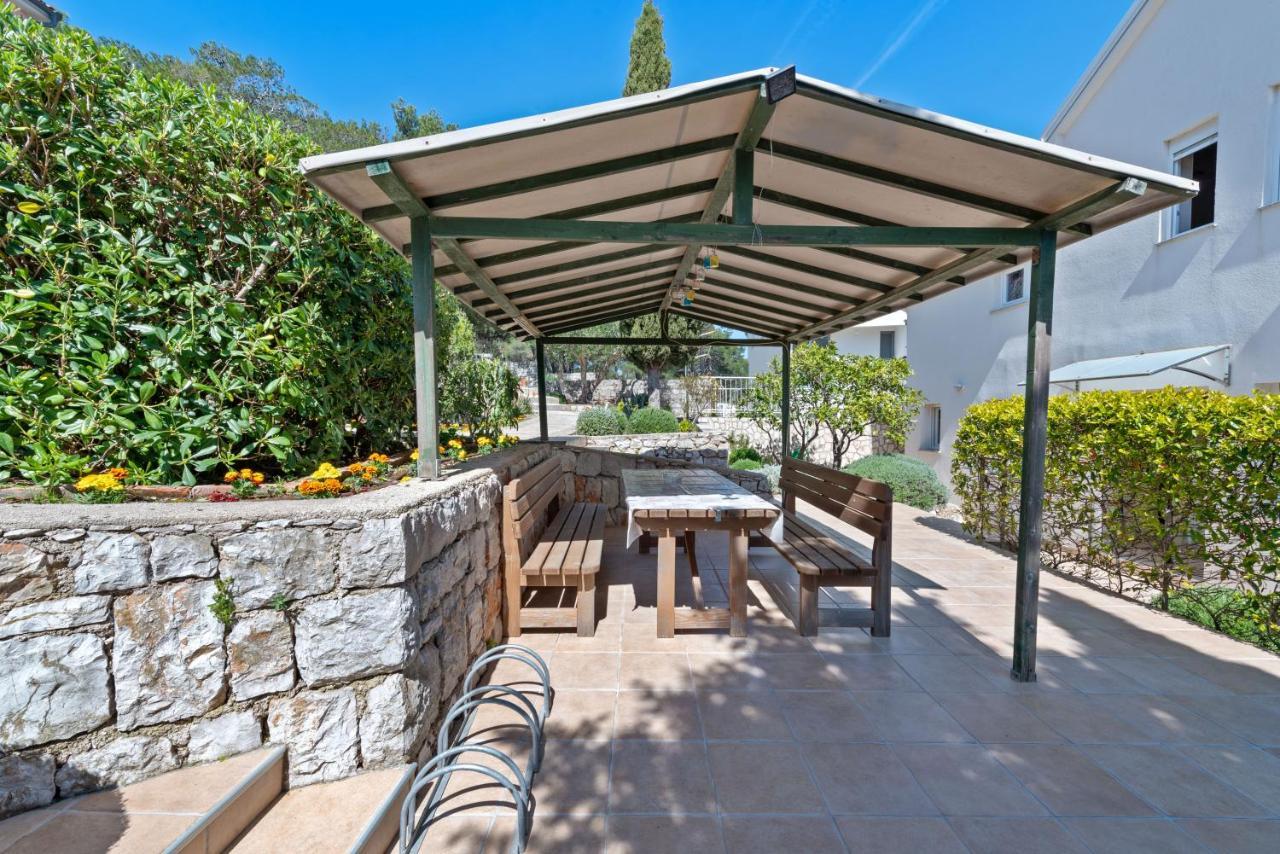 Apartments Joni Cikat Mali Lošinj Esterno foto