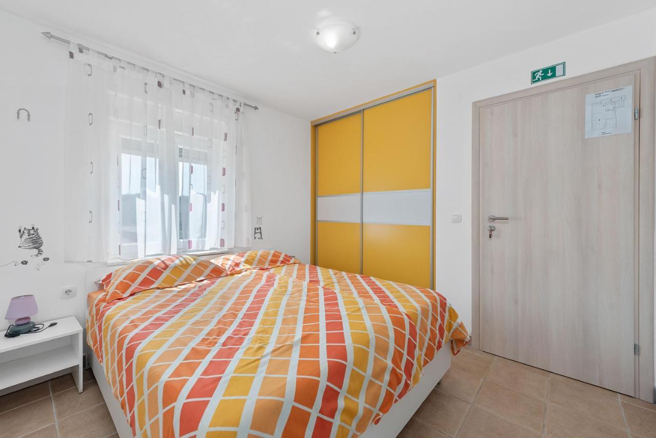 Apartments Joni Cikat Mali Lošinj Esterno foto