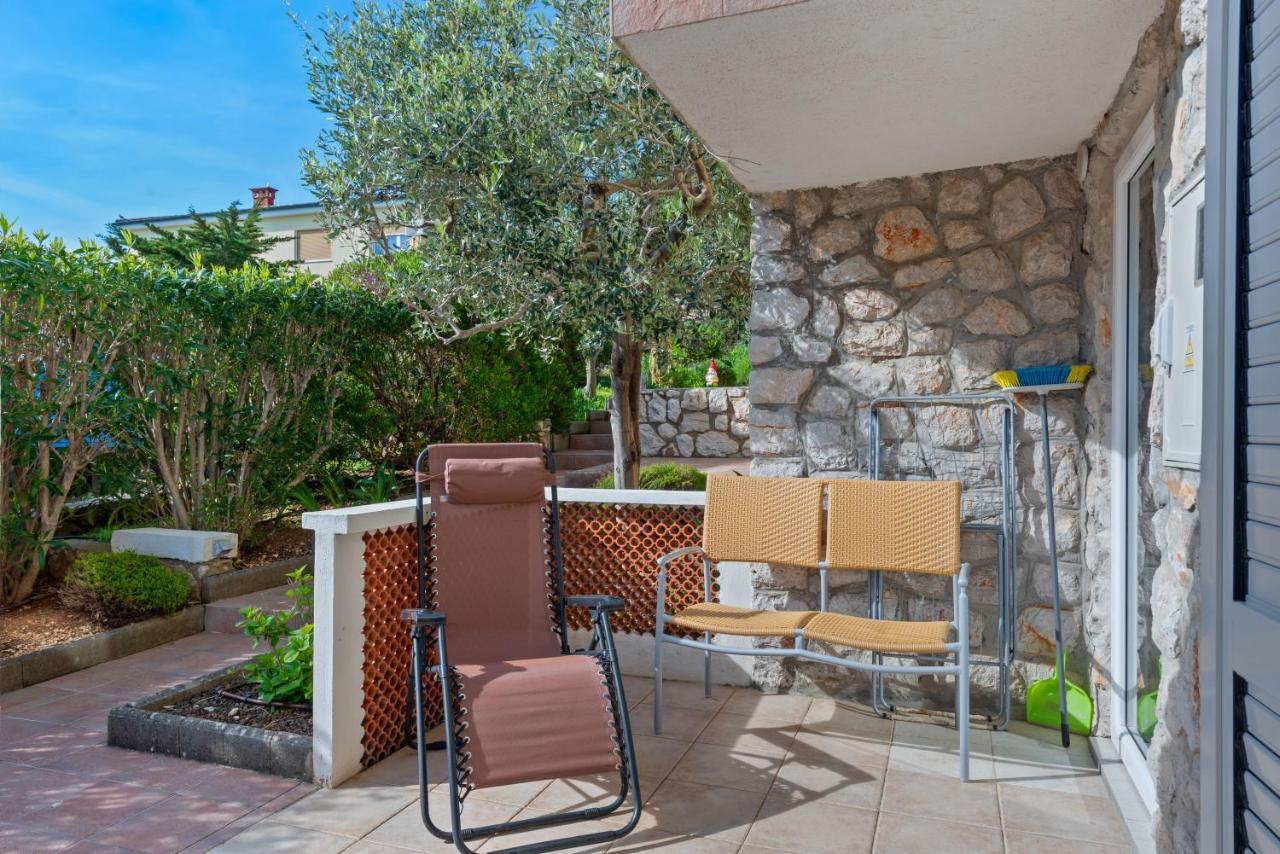 Apartments Joni Cikat Mali Lošinj Esterno foto